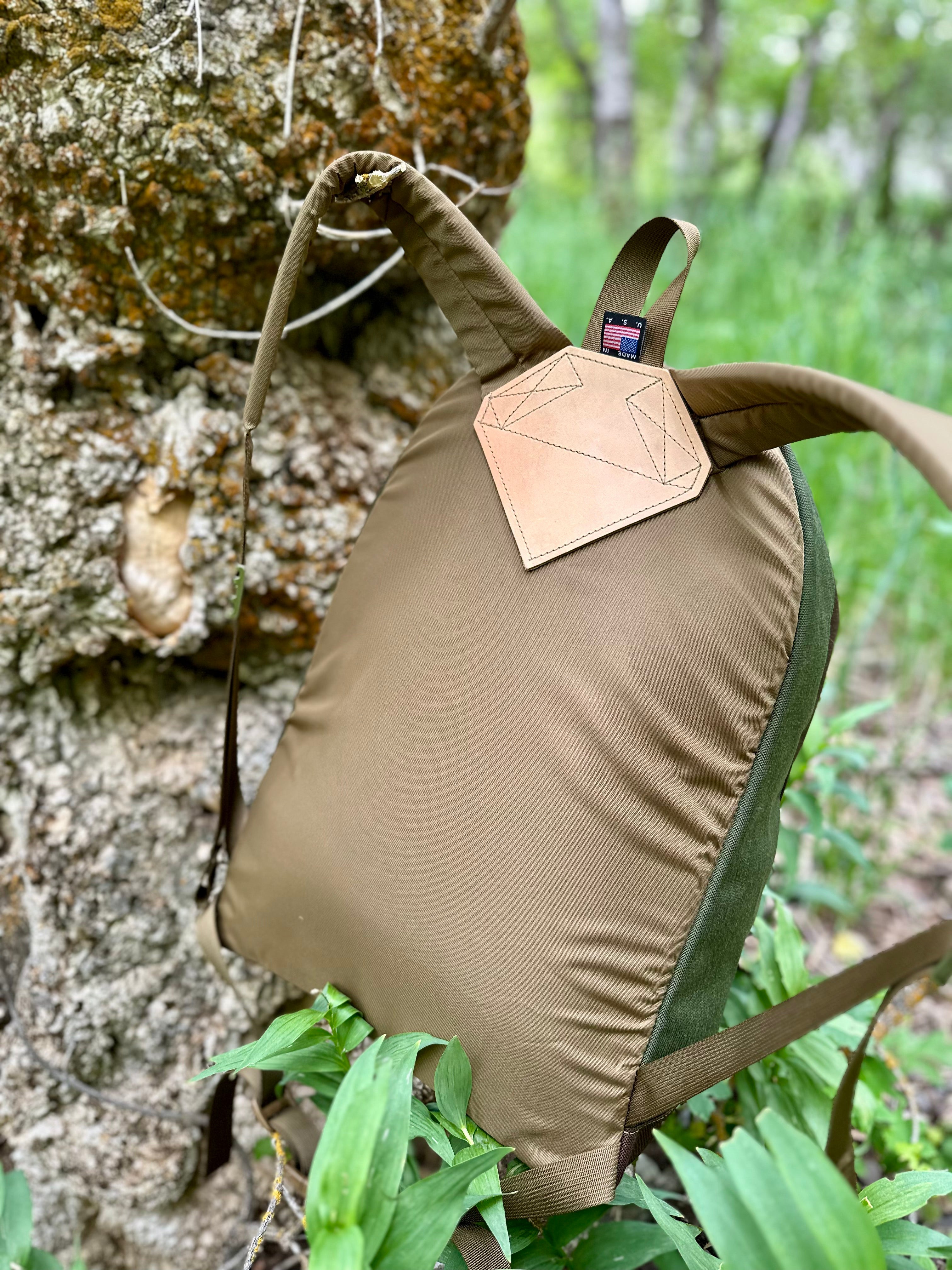Lupine Day Pack