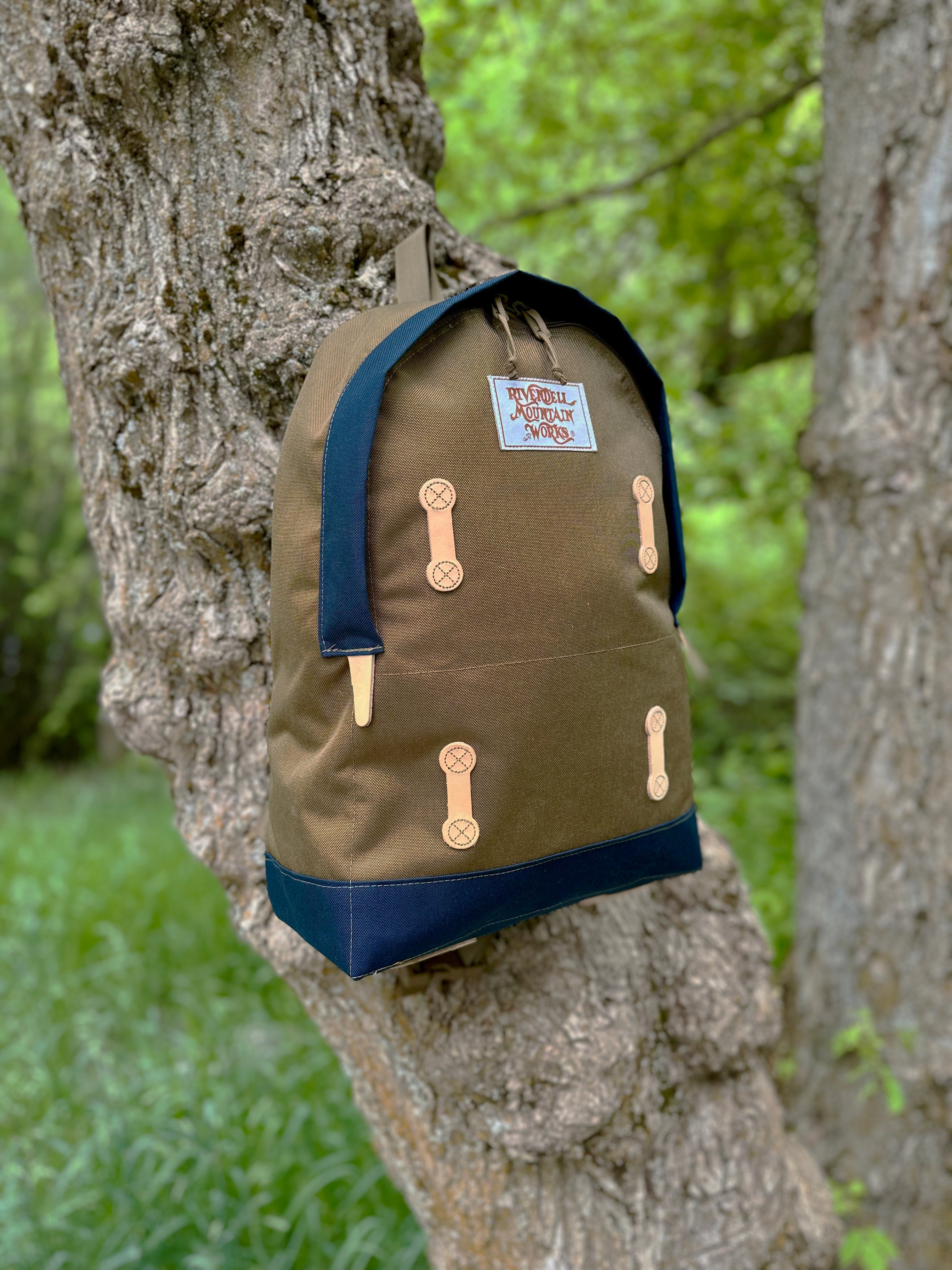 Lupine Day Pack